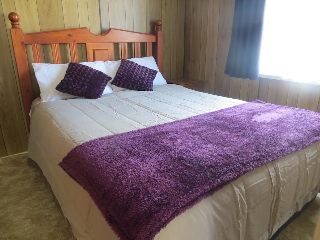 Big Bay Holiday Park Awhitu Номер фото